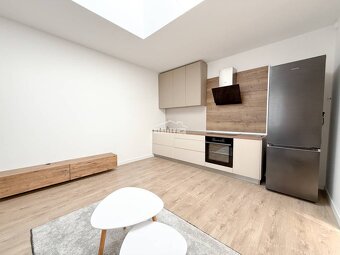 Prenájom, dvojizbový byt, Žilina, Vlčince- Zelené Vl , Exklu - 3