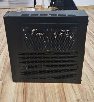 Silverstone Raven Rvz02 (modifikované) - 3