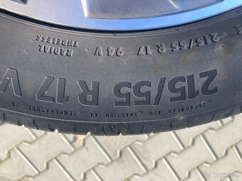 CONTINENTAL 215/55 R17 - 3