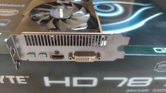 Predám Grafiku HD7870 - 3