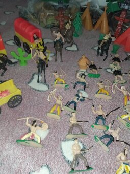 Indiáni, kovboji, vojaci a rytieri - 3