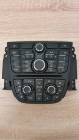 Interiér Opel Meriva B - 3