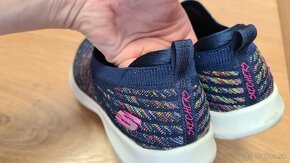 Topanky Skechers 36.5 - 3