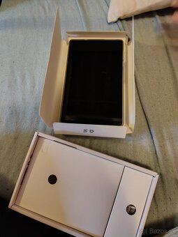 Lenovo tab 8 4th gen - 3