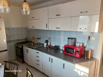 priestranný 2-izbový byt - 3