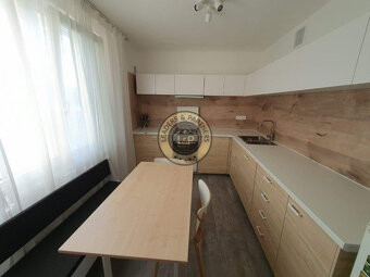 Prenájom 3iz bytu na Parovciach - 3