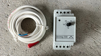 Termostat DEVIreg 330 - 3