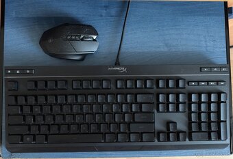 Predám pracovnú stanicu Dell Precision T3600 - 3