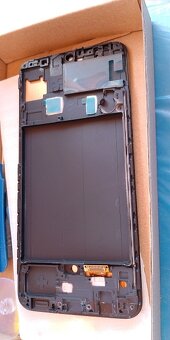 SAMSUNG Galaxy A50 A505F - IPS LCD DISPLEJ - 3