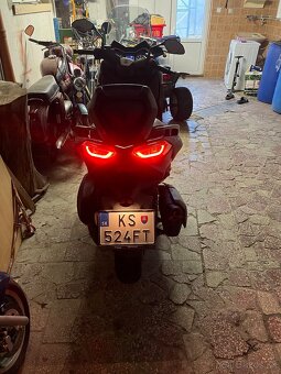 Yamaha x Max 300 2018 - 3