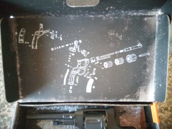 Vzduchový revolver CO2 - 3