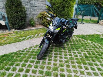 KAWASAKI Z650 - 3