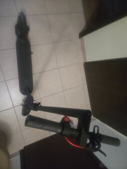 Xiaomi Mi Electric Scooter Pro 1 - 3