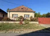 Ponúkam na predaj 3-izbový rodinný dom v obci Trhová Hradská - 3