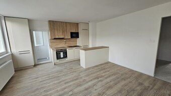 3 izbový byt - MIŠKOVECKÁ ul., Železníky, NOVÁ REKONŠTRUKCIA - 3