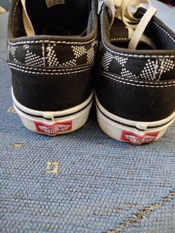 Predám tenisky VANS č.40 - 3
