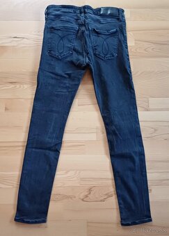 Calvin Klein čiernošedé skinny strečové - 3
