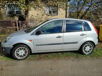 Ford Fiesta - 3