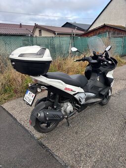 Aprilia sr max 125 - 3