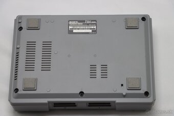 PlayStation Classic Mini + 2 ovládače - 3