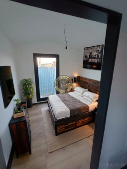 NA PREDAJ - MONTOVANÝ DOM 8x3m - 3