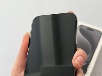 iPhone 15 Pro 128GB Black Titanium - 3