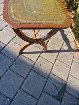 Predám elegantný odkladací stolík - 3