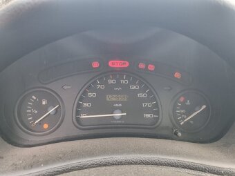 Peugeot 206 1.1 44KW - 3