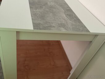 Stôl so 4stolickami - 3