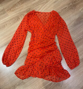 Predám dámske minišaty - 3