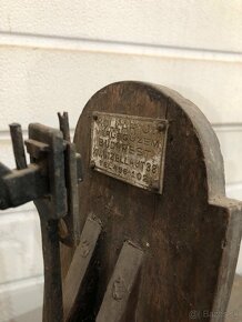stará drevená váha - 3