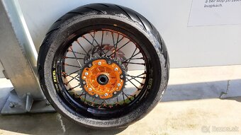 Predam motardové kolesa17R - 3