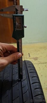 Predám gumy R15 195x45 - 3