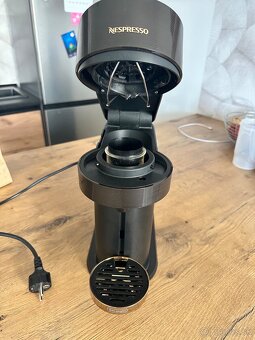 Nespresso vertuo next bronze kávovar - 3