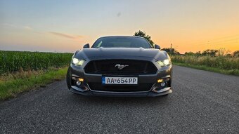PRENÁJOM Ford Mustang 5.0 - 3
