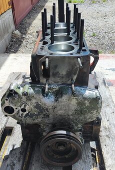 Blok motora zetor 10245 - 10145 - lkt 81 TURBO - 3