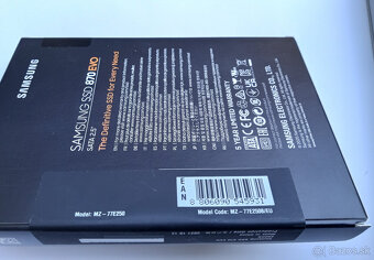 Predam SSD Samsung 870 EVO 250GB 2.5”, v zaruke - 3