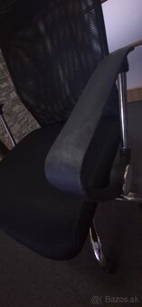 ergonomicka kancelárska stolička - 3
