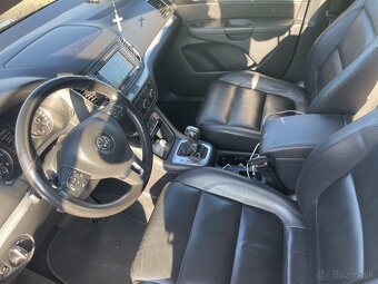 predam VW sharan 2.0tdi dsg 125kw highline 7miestne - 3