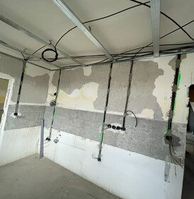 Elektroinštalačné práce / Elektrikár - 3