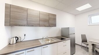 PINK Reality prenájom priestoru na podnikanie - 3