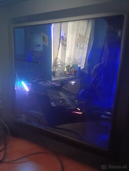 Predám tento starší Pc - 3