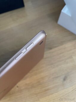 Predam Ipad 6. generacie - 3