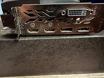 MSI GeForce GTX 1080 Ti GAMING TRIO - 3