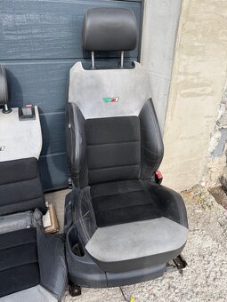 Predám sedadla Skoda Octavia 2 RS predfacelift bez vyhrevu - 3