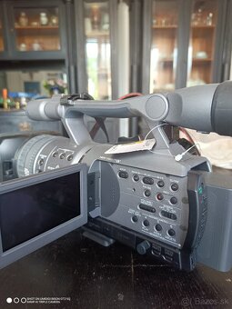 Sony - 3