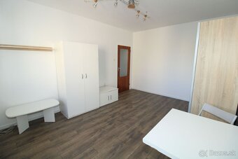 BRANDreal - 1 izbový byt Juh Piešťany - 3