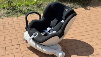 Predám otočnú autosedačku Britax Römer Dualfix 0-18kg - 3