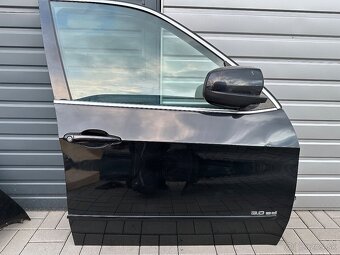 Dvere BMW e70 predné zadne kufor - 3