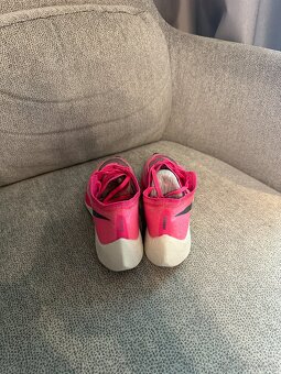 Nike Zoom VaporFly - veľkosť 37,5 - ružové - 3